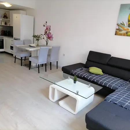Apartman Marin Apartment *